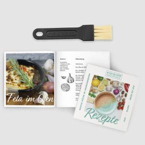 Rezeptheft und Reinigungspinsel